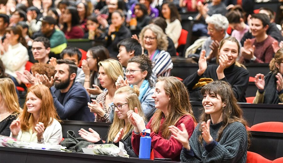 Cérémonie des lauriers - promotion 2017-2018 - étudiants - amphithéâtre