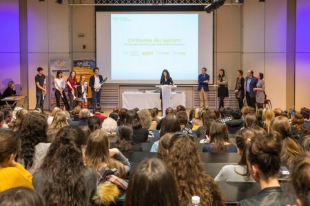 Cérémonie des lauriers - promotion 2017-2018 - étudiants - amphithéâtre