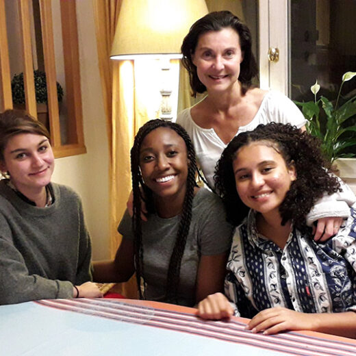 photo temoignage familles accueil UCLy