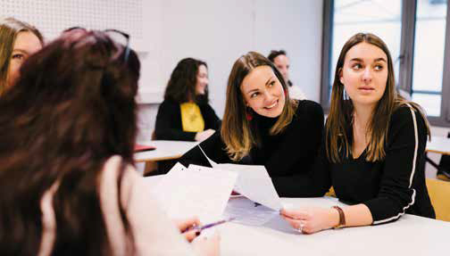 Etudiantes en cours international