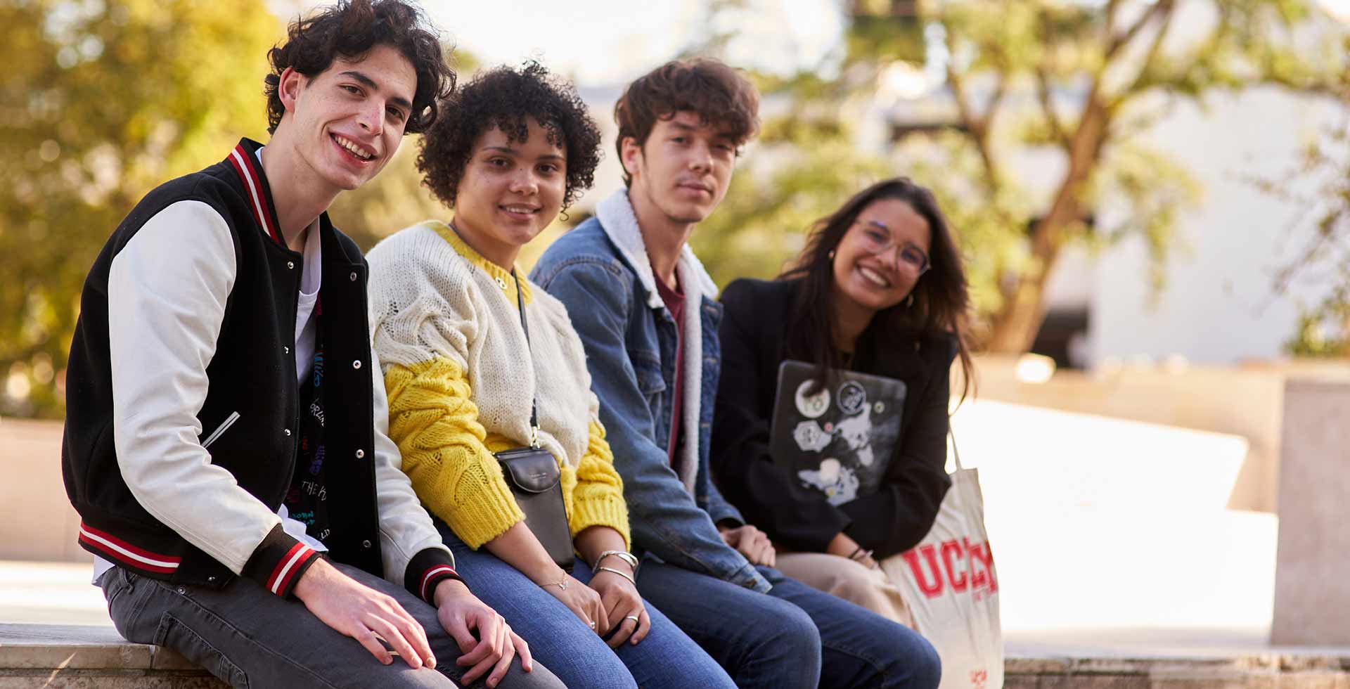 étudiants UCLy