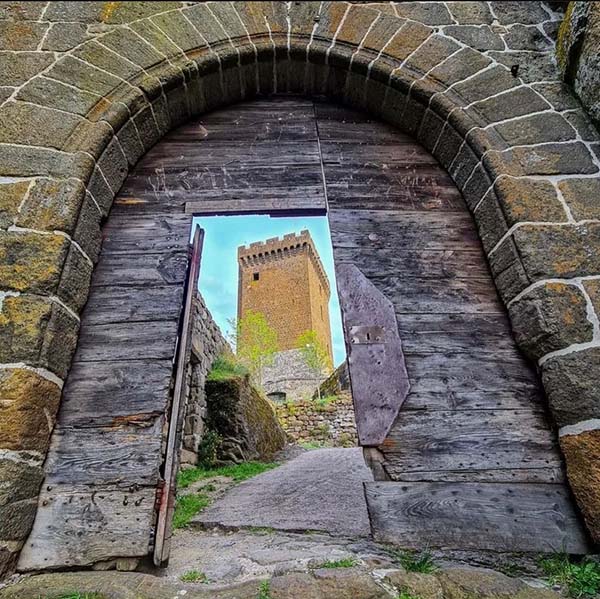 Visite à la Forteresse de Polignac